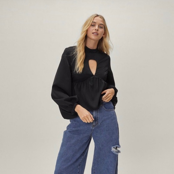 NWT Nasty Gal Peplum Hem Keyhole Detail Blouse Size 4 - Picture 2 of 11